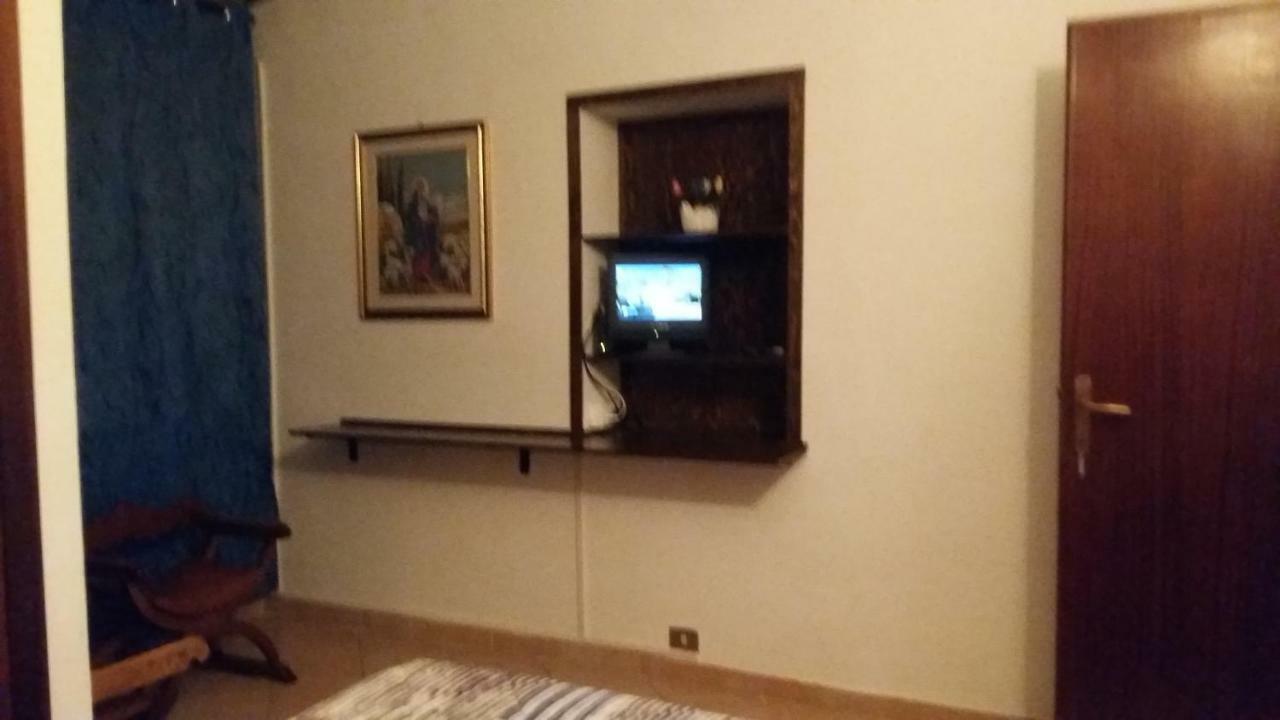 B&B La Vecchia Scuola Sonnino Екстер'єр фото