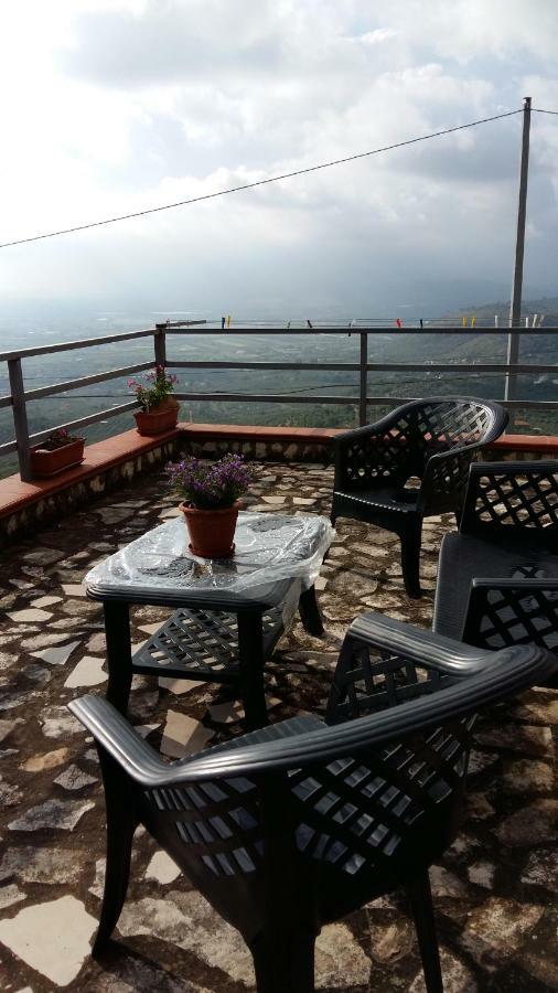 B&B La Vecchia Scuola Sonnino Екстер'єр фото