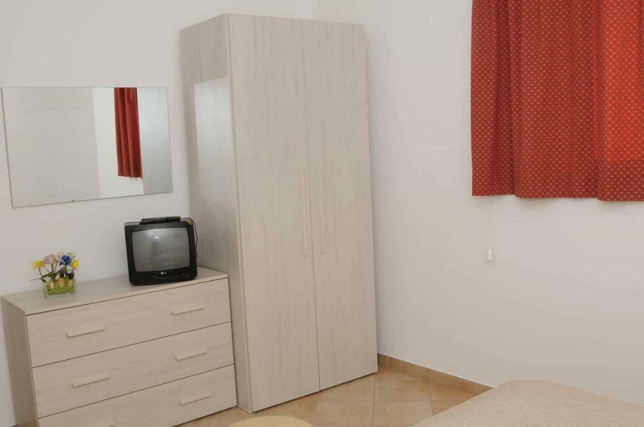 B&B La Vecchia Scuola Sonnino Екстер'єр фото